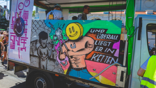 by tkr art